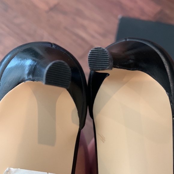 Talbots Trulli heel in black - size 7M - Picture 12 of 13